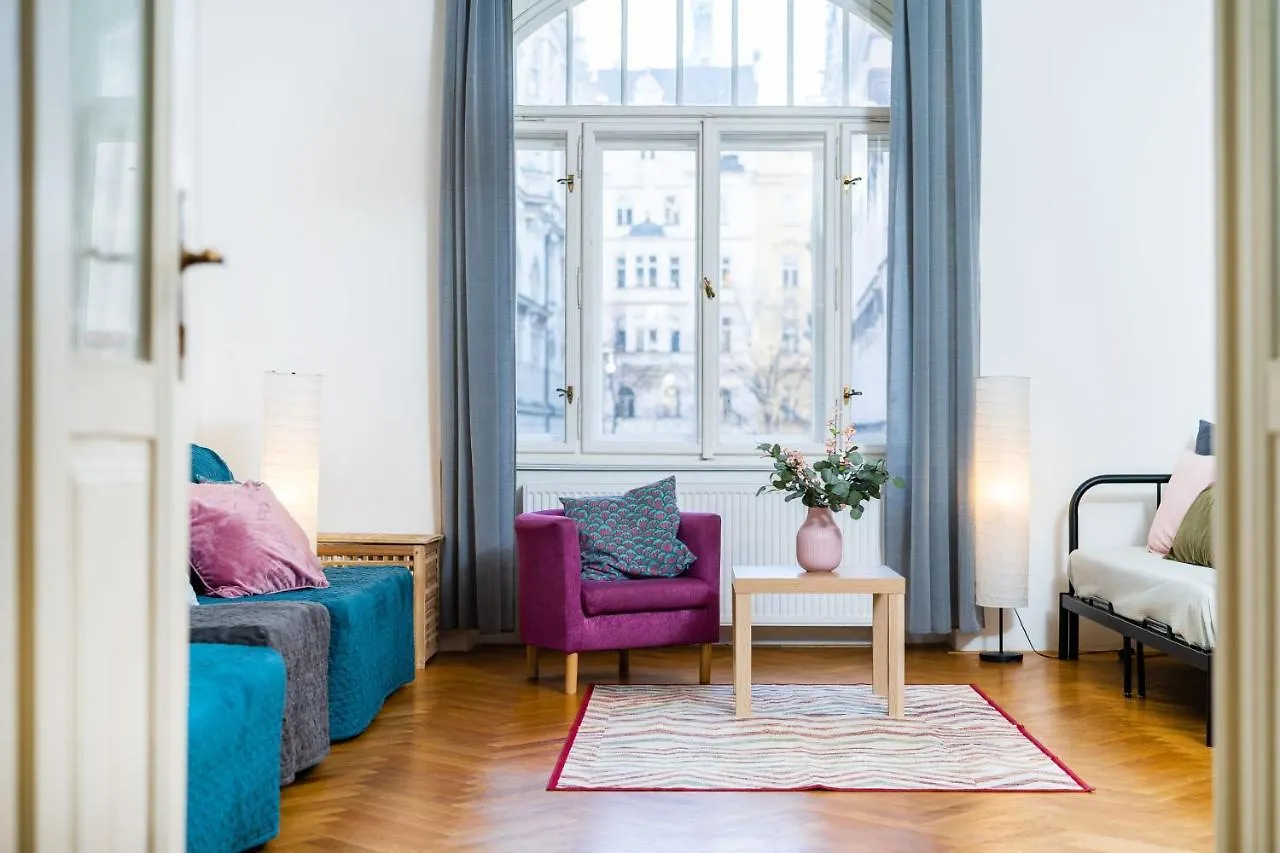 Grand Deluxe Vip Apartment Praga