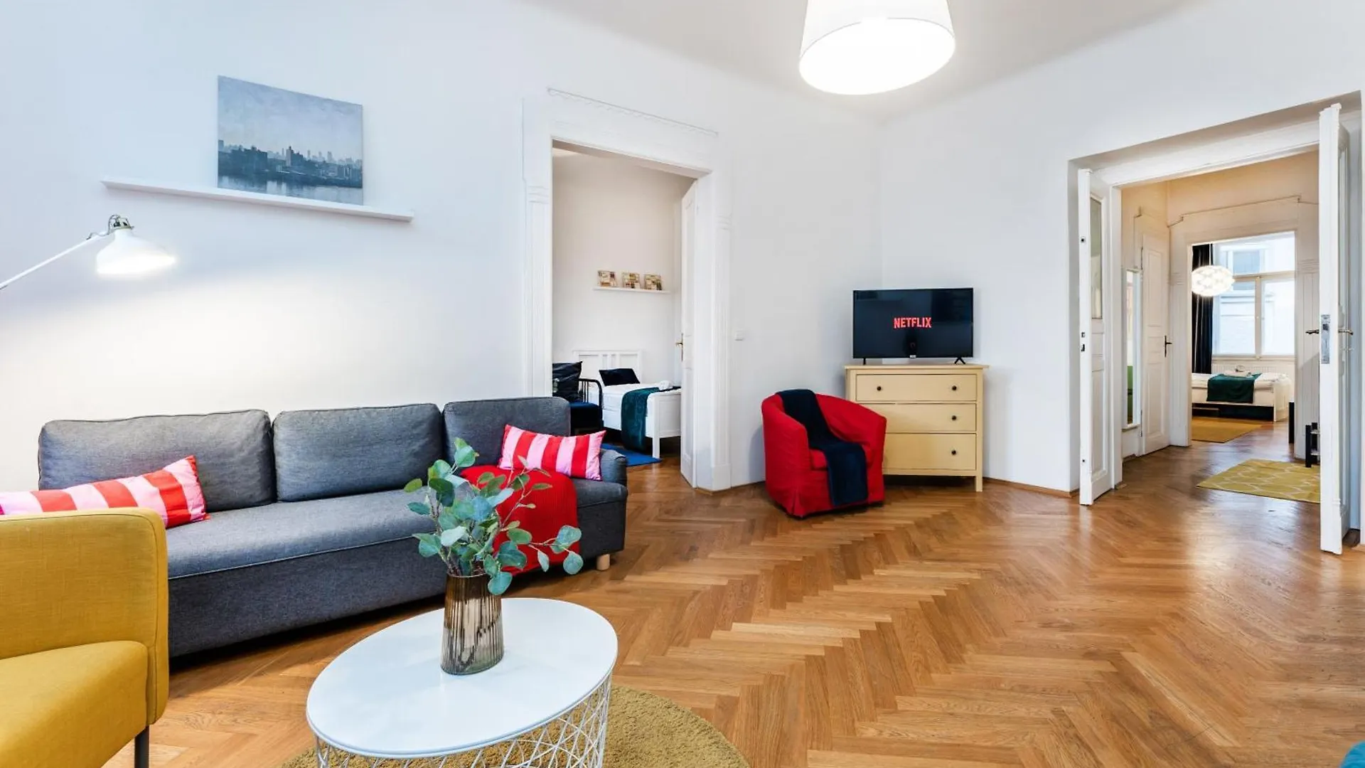 Grand Deluxe Vip Apartment Praga 0*,  República Checa