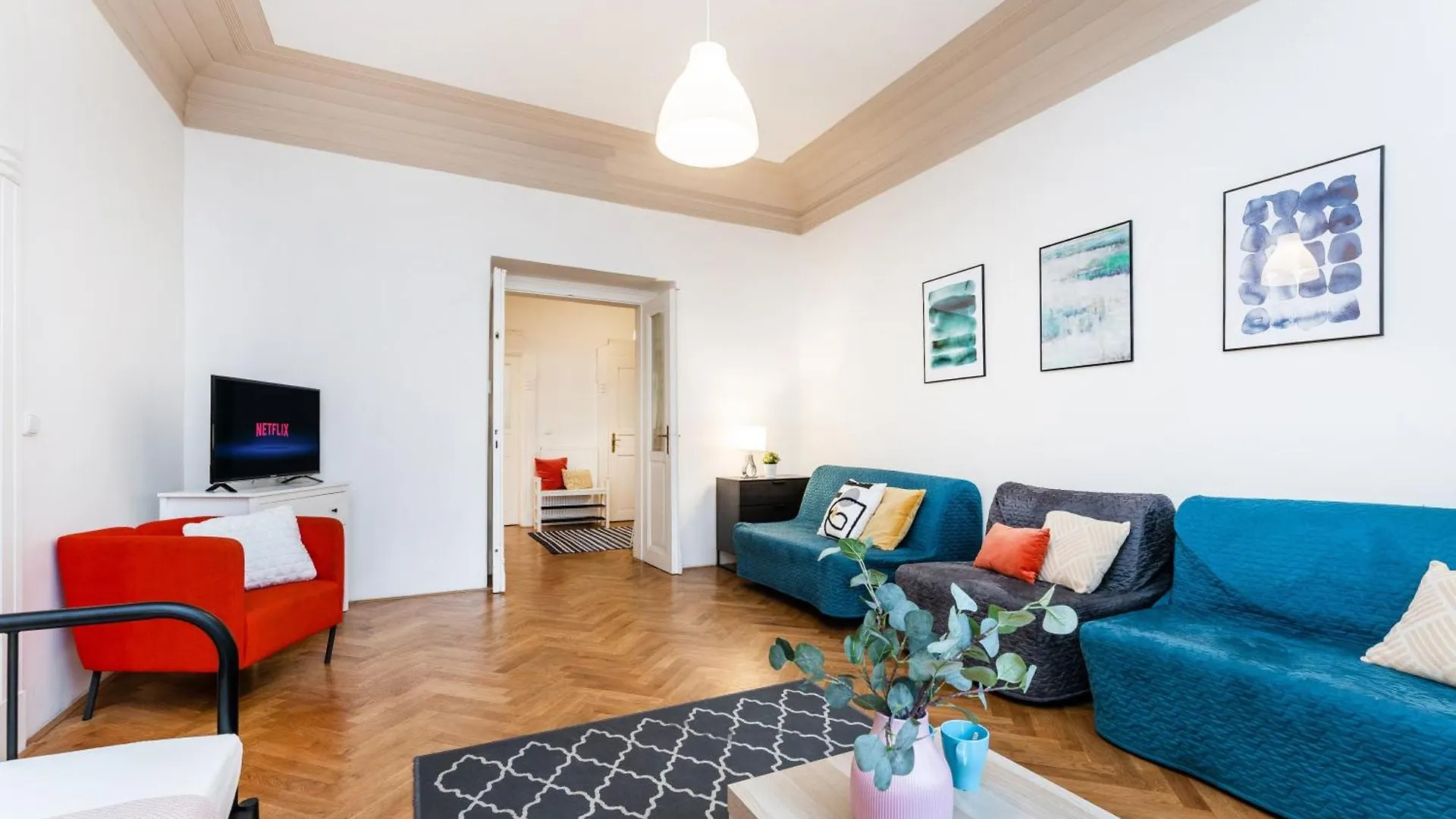 Grand Deluxe Vip Apartment Praga 0*,